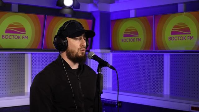 Султан Лагучев – Грустными нотами | Восток FM LIVE смотреть онлайн