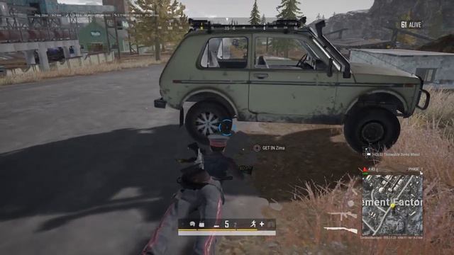 Some dickhead with a shotgun ambushes his prey смотреть онлайн