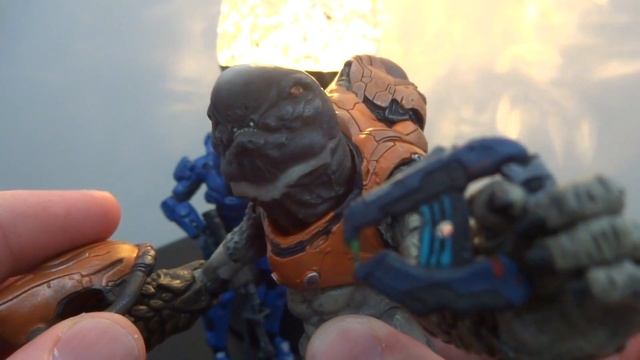 Halo 4 Collectors Figures смотреть онлайн