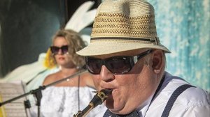 Оркестр "Ля-джаз" - Хосе Мария Де Люкьеси "Танго "Брызги шампанского"