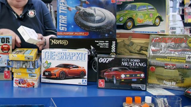 Massive shipment of new model Cars, Scifi, Aircraft kits and more! | Model Kit News Report смотреть онлайн