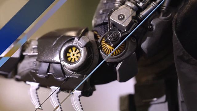 Hot Toys BATMAN XE SUIT PREVIEW | Display @ Echo base смотреть онлайн