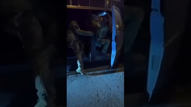 ⚡️СВО 18+ В Харькове прохожие отбили у военкомов таксиста смотреть онлайн