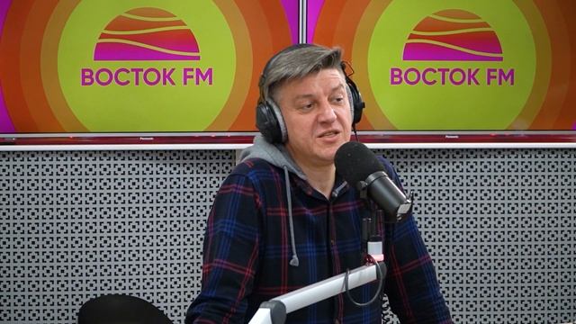 KARA KROSS об альбоме «Чёртово колесо», зумерах и своём альтер-эго | Восточный экспресс смотреть онлайн