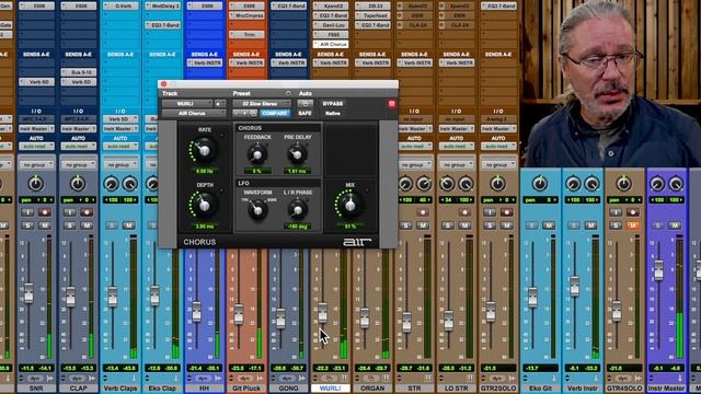 Mixing A Song For Al Kapone смотреть онлайн