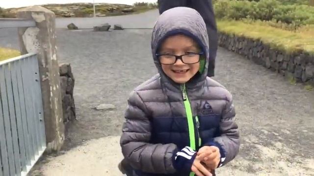 Golden Circle Tour in Iceland: Thingvellir National Park смотреть онлайн