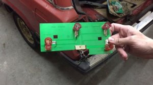 Снова приходится дорабатывать за инженерами автоваза! Задние фонари 2104 не горят, устраняем!