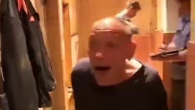 я петух, понимаешь петух?!