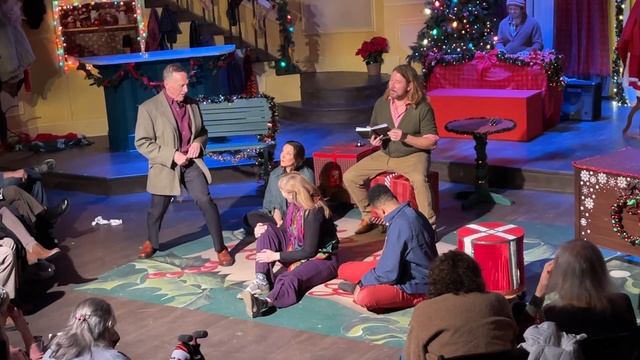 Tom Key Saves the Day and SKATES at Y'allmark Christmas! смотреть онлайн
