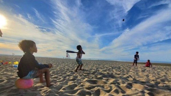 8 Fun Things To Do in The Summer For the Whole Family/ 8 Summer Activities for Families