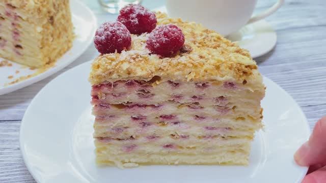 МАЛИНОВЫЙ ТОРТ "НАПОЛЕОН" с заварным кремом смотреть онлайн