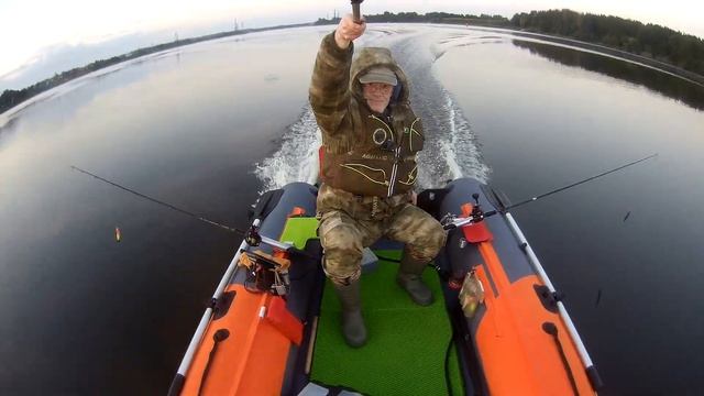 Boatsman НДНД лодка BT350A смотреть онлайн