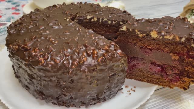 ШОКОЛАДНЫЙ ТОРТ “Вишня в Шоколаде” смотреть онлайн