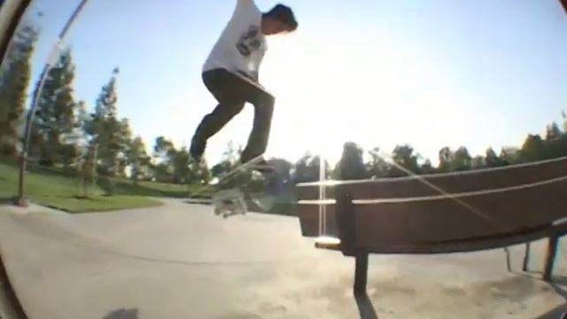 Platform Skate Shop..something old something new.. David Serrano смотреть онлайн