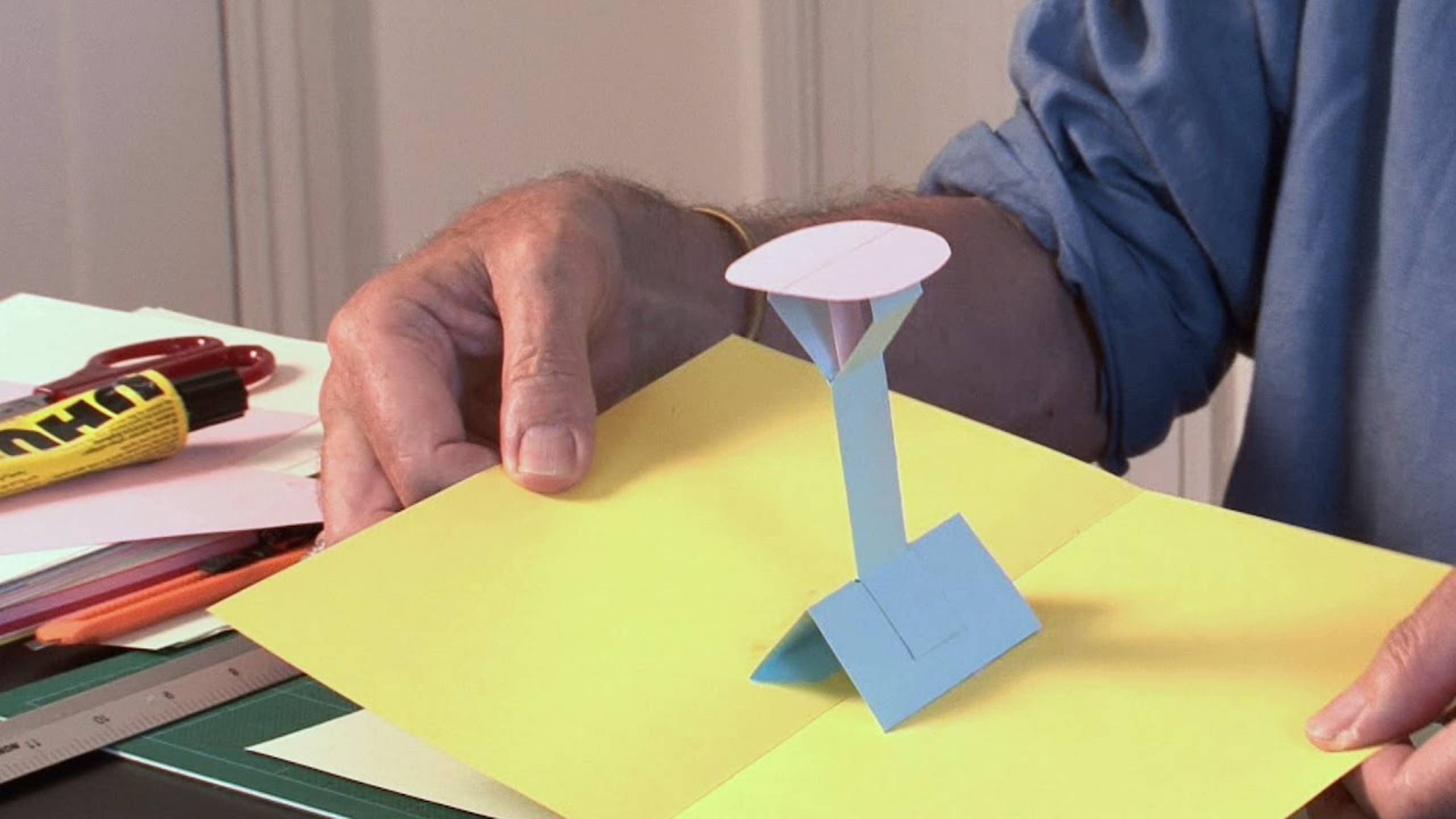 Pop-Up Tutorial 28 - Parallel-fold action - Opening Flower смотреть онлайн