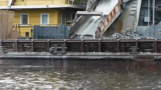 Дрожь земли смотреть онлайн