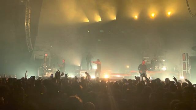 Parkway Drive - “Prey” (@ Columbus, OH, 2/13/2023) смотреть онлайн