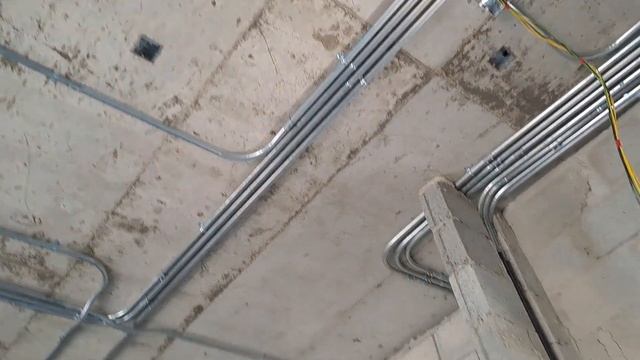 You can see the electrical work of the last tab of the ten-storey hotel, banding work, plastic fi смотреть онлайн
