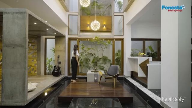 A 2,000 sq.ft Compact Pondicherry Home With A Central Watercourt (Home Tour). смотреть онлайн