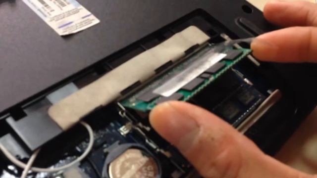 パソコンのメモリ交換 | ウィンドウズ７ ノートパソコンのメモリ交換 смотреть онлайн