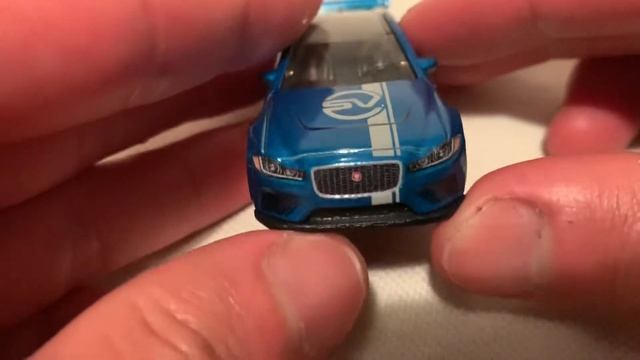 Hot Wheels Jaguar XE SV Project 8 (2020 Fast & Furious Premium - Full Force) смотреть онлайн