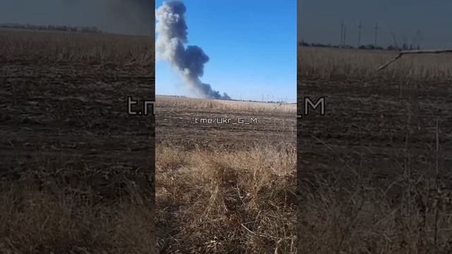 ⚡️СВО 18+ Кадры мощных прилётов авиабомб по позициям боевиков ВСУ смотреть онлайн