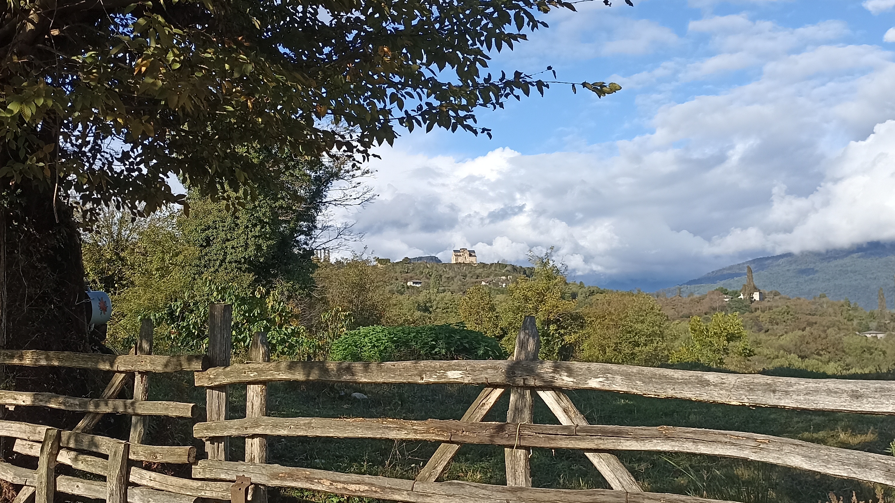 20. Снова на зиму в Абхазию. День 20, часть 1, 26.10.2024. Путешествие к Бедийскому собору смотреть онлайн