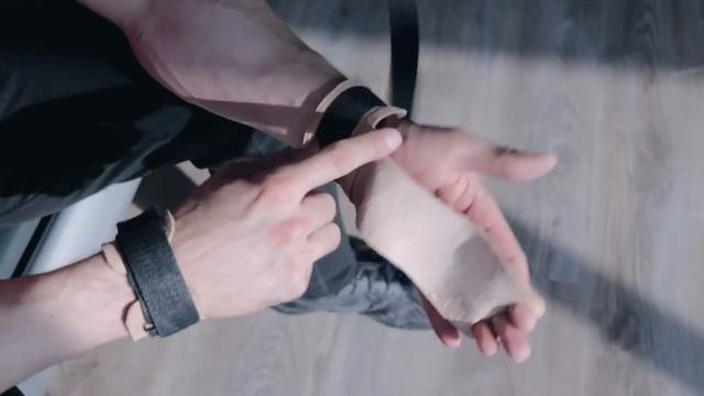 Обзорное видео гимнастических накладок от Андрея Ганина смотреть онлайн