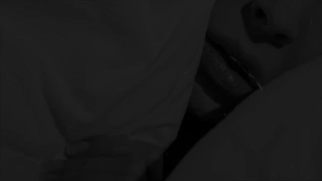 В ДЕРЕВНЕ НОЧЬЮ НЕ ПРОСЫПАЙСЯ | Страшная история смотреть онлайн