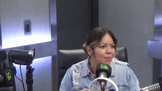 Srta. Alejandra Saavedra - Campaña femenina por la aceptación de la belleza y romper estereotipos смотреть онлайн