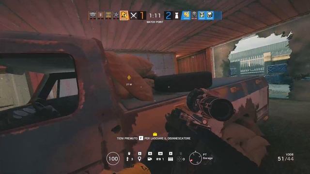 MAI SFIDARE BATTLEYE!! Rainbow Six Siege Clips Montage#11 [ITA] смотреть онлайн