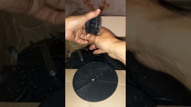 Секрет коробки раскрыт :))) #рыбалка #рыбак #рыбалка2024 #жерлицы #зимниежерлицы #зимняярыбалка #зим смотреть онлайн