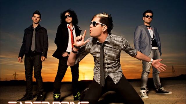 Faber Drive - Summer Fades To Fall смотреть онлайн