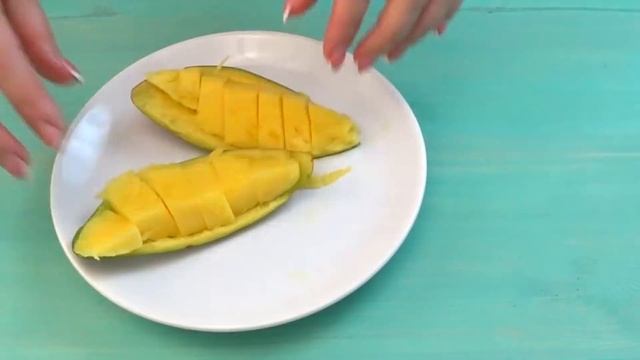 11 ЛАЙФХАКОВ для 11 Непокорных Фруктов , которые Вам ОЧЕНЬ ПРИГОДЯТСЯ! смотреть онлайн