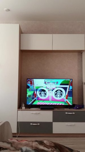 играю в угадай логотип.