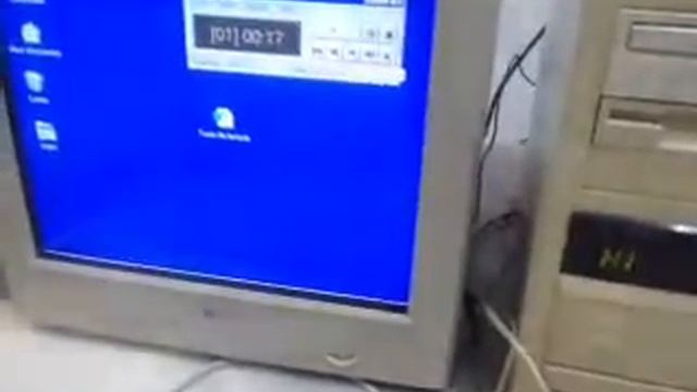 Cpu Computador Antigo Pentium 1 150Mhz com Windows 98 SE do Alex do Shopee - teste смотреть онлайн