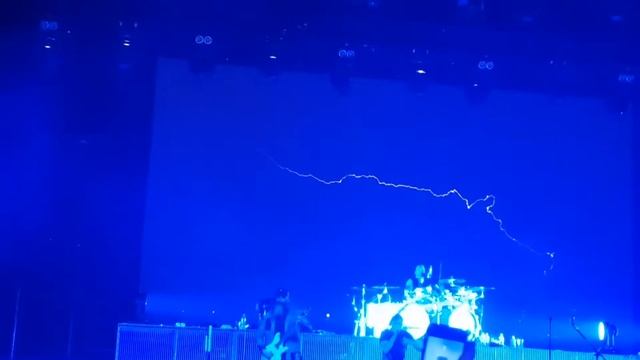 Three Days Grace - Stranger Days/World So Cold Moscow 4.11.18 @adrenalinestadium смотреть онлайн