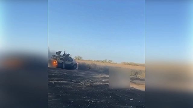 ⚡️СВО 18+ Бойцы ВС РФ ворвались в Селидово ДНР на горящем танке смотреть онлайн