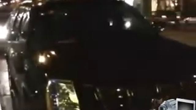 Lindsay Lohan Says, "She's Going To Club Bed" After Shopping At Best Buy смотреть онлайн