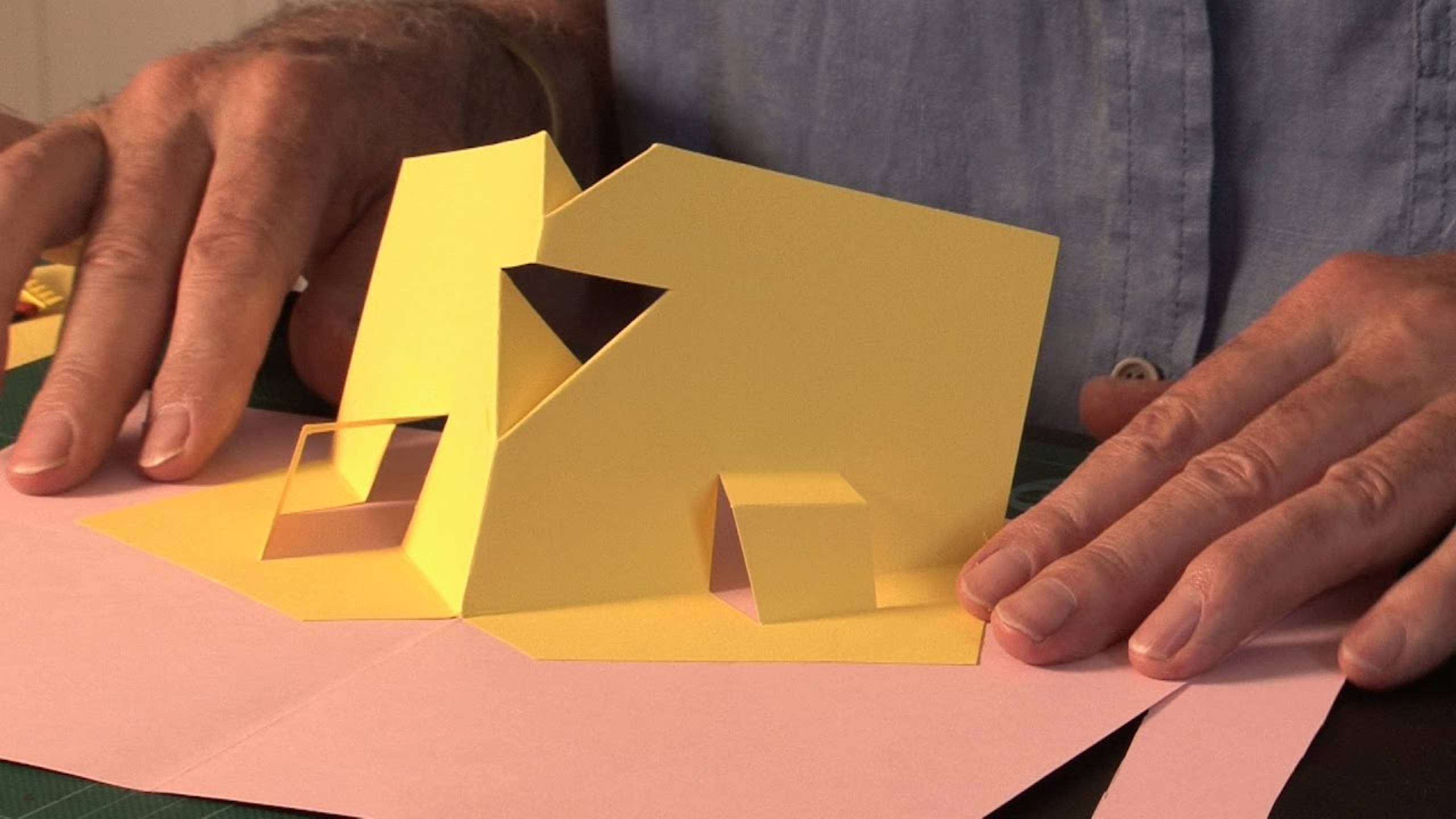 Pop-Up Tutorial 22 - Adding Extra Creases Part 2 - Counter-folds смотреть онлайн