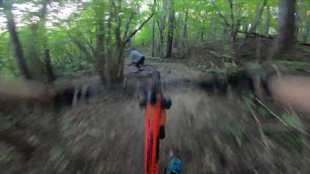 Жесткие трейлы в Ерино / Moscow mtb trail смотреть онлайн