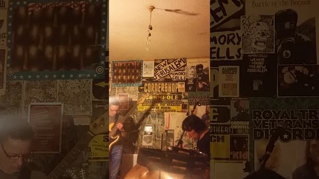 The wormholes Valley of the screamimg windows смотреть онлайн