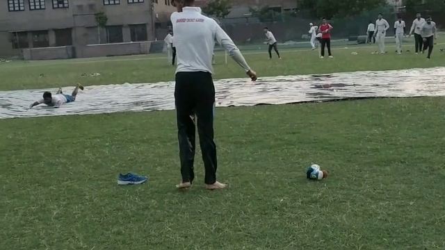 BEST DRILLS FOR FIELDING AND TO INCREASE SPEED FOR CRICKET! take flying catches! смотреть онлайн