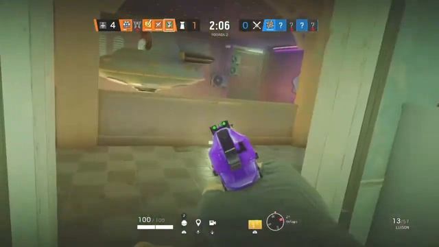 Uma partida aleatória / RAINBOWSIX / GIRL IN CONTROL смотреть онлайн