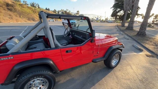 1989 Jeep Wrangler YJ, 59k original miles, Fuel Injected 4 cylinder, 5 speed for sale! Classic Red! смотреть онлайн