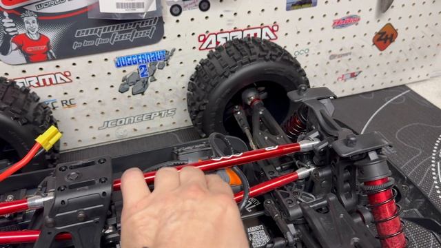 Arrma Outcast 8s EXB RTR Battery - Gens Ace 8000mAh 4s G-Tech