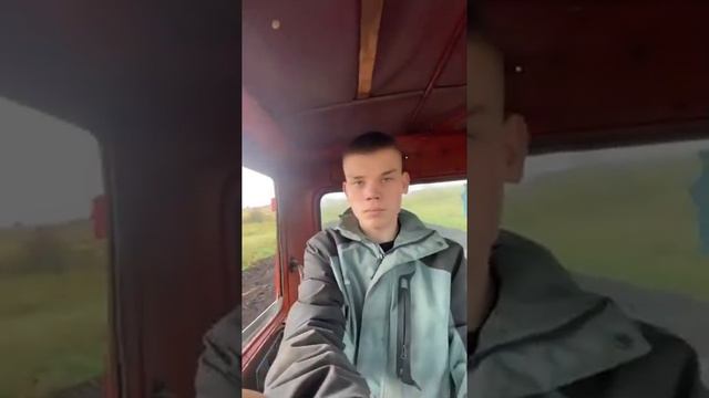 Старик трактор ДТ-75 еще работает. 💪