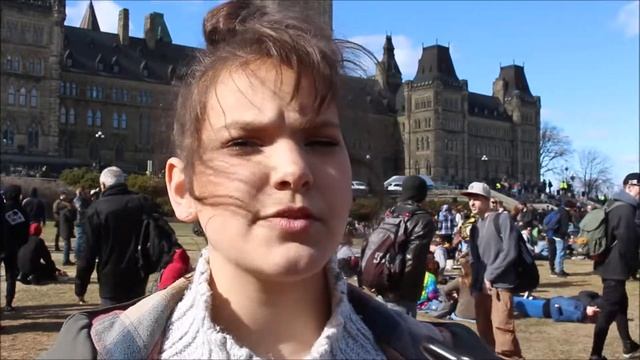 Thousands gather on Parliament hill for the last 4/20 event before cannabis is legalized in Canada смотреть онлайн