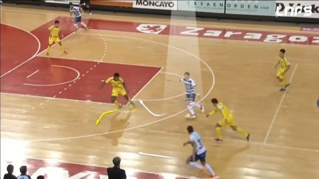 ACCIÓN PREFABRICADA SAQUE DE CENTRO R. RENOVABLES ZARAGOZA - GRAN CANARIA смотреть онлайн