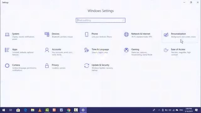 How to Set Custom Rotating Images on Windows 10 Lock Screen смотреть онлайн